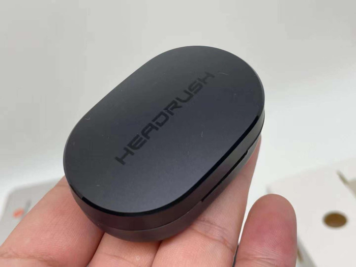 Tai nghe bluetooth TWS hãng HEADRUSH của Pháp