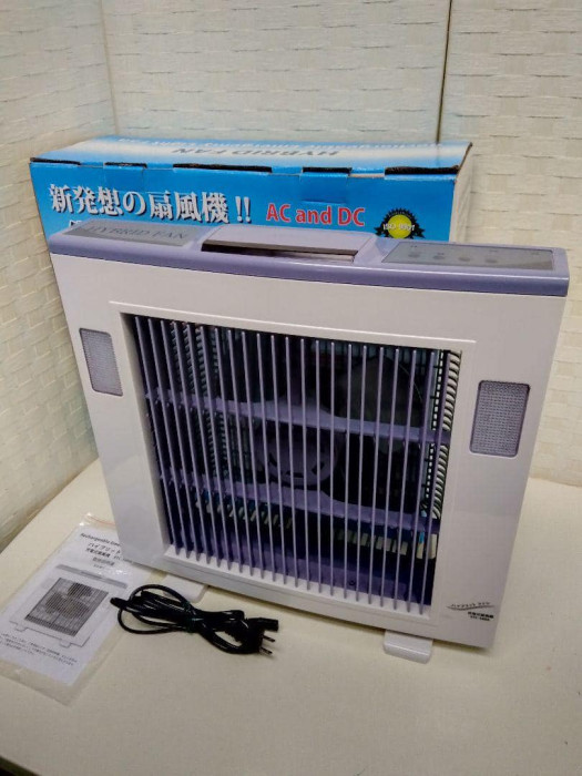 Quạt bàn tích điện Citizen Hybrid Fan ( phiên bản xuất Nhật ) Model : XTC-588A