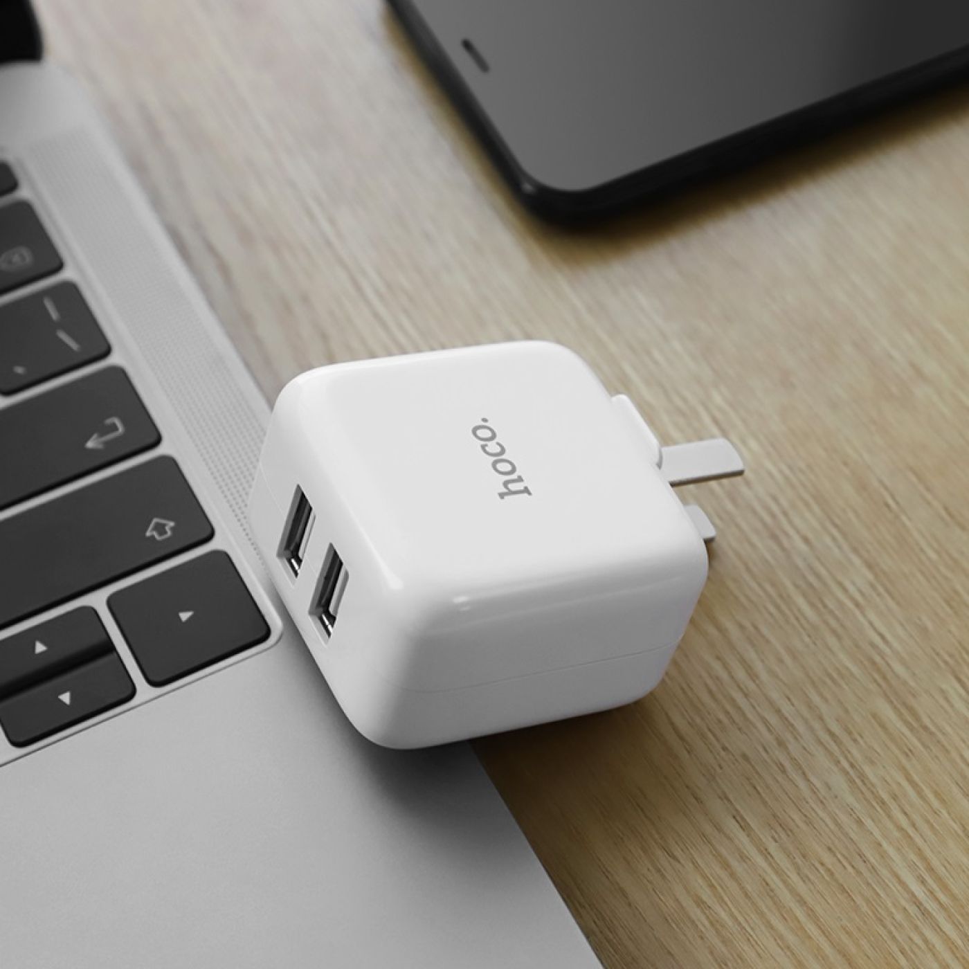 Củ, cốc sạc nhanh 2 cổng usb tiện lợi chống cháy nổ bảo hành chính hãng hoco C54