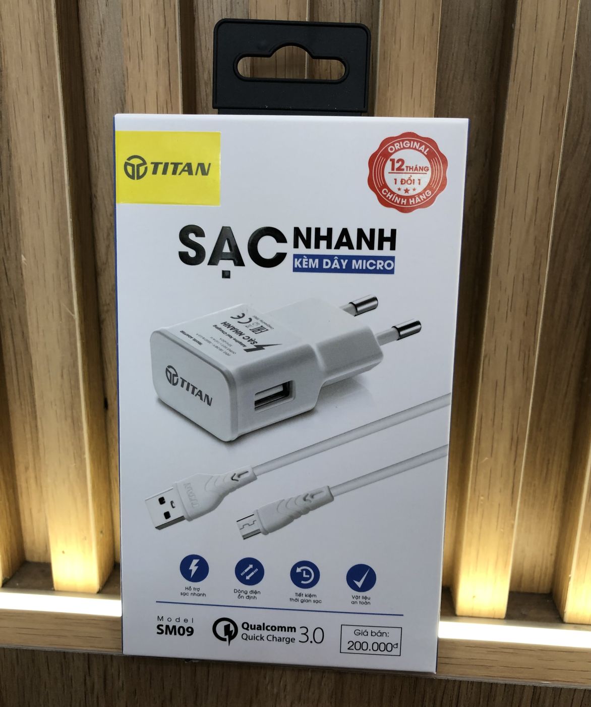 Bộ sạc nhanh chính hãng TITAN SM09 (kèm cáp Micro dài 25cm)