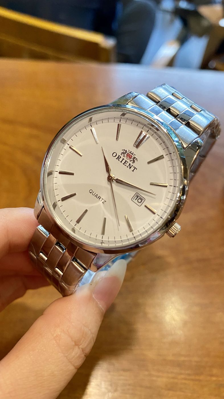 Đồng hồ Orient nam size 40mm máy pin vỏ thép, 2 màu trắng và đen hàng fake loại 1