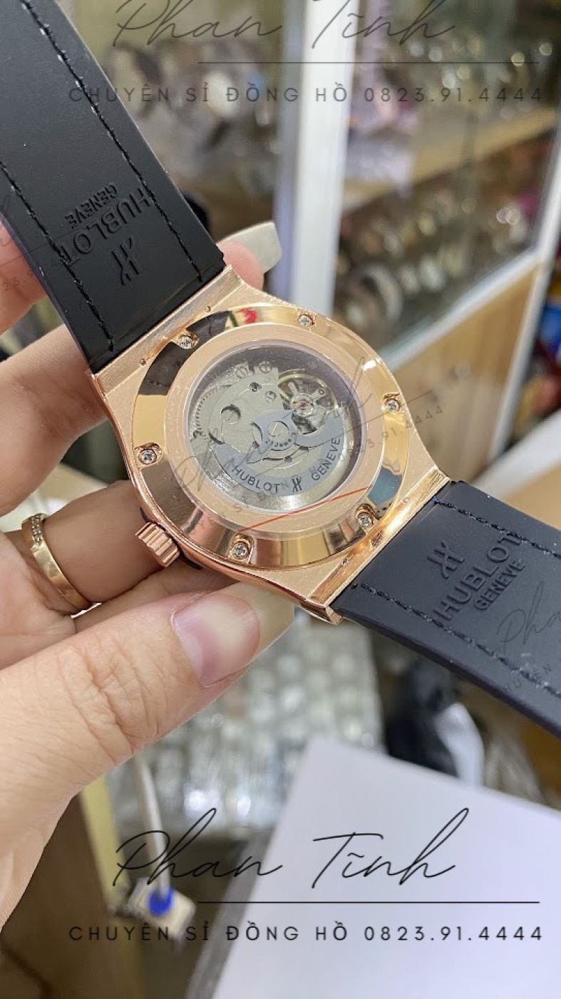 Đồng hồ cơ nam hublot (fake) 2 màu xanh và trắng, khóa gài