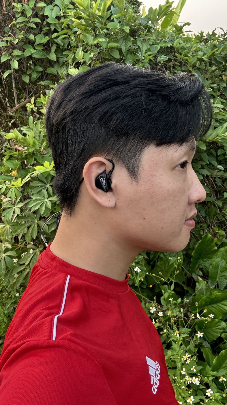 Tai nghe dây in-ear hãng Baisishang có phím Volume