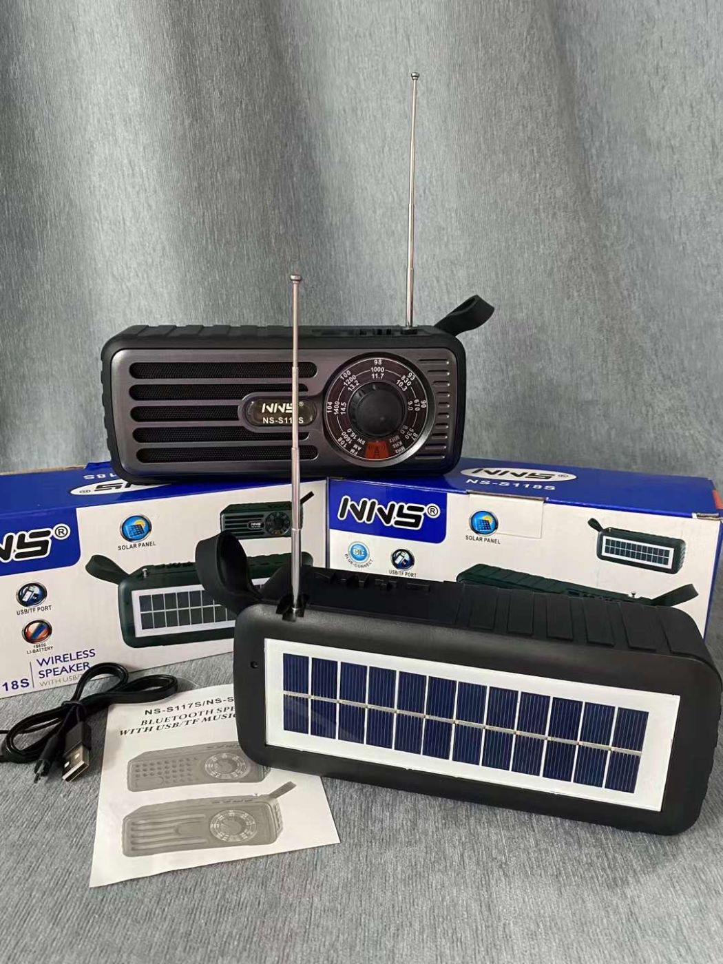 Loa Bluetooth có đài FM , sạc solar năng lượng mặt trời hãng NNS NS-S118S