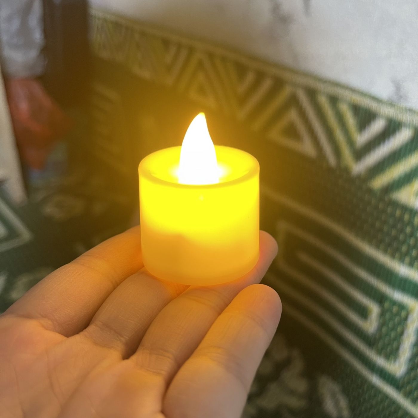 Nến điện tử mini chạy pin tealight