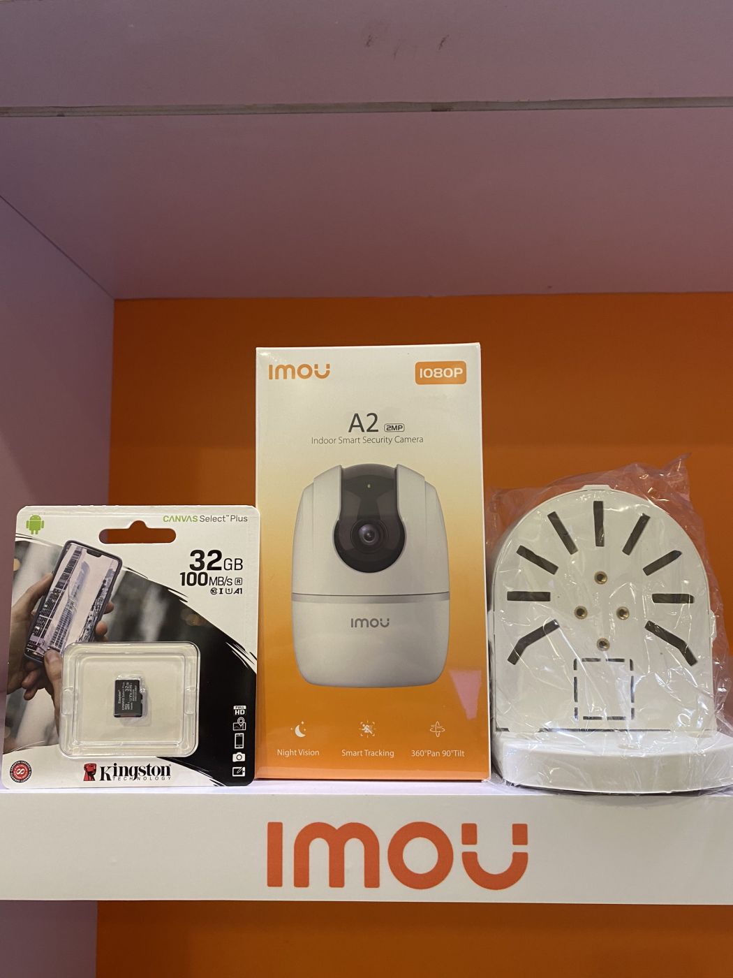 Camera WIFI Imou A22EP (2M, Xoay 360, Đàm thoại 2 chiều) + Thẻ Kingston 32GB + Chân đế L