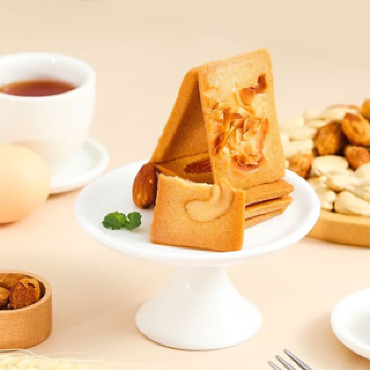 Bánh Quy Hạt Nagano Nut Cake Hộp 390G ~ 45c