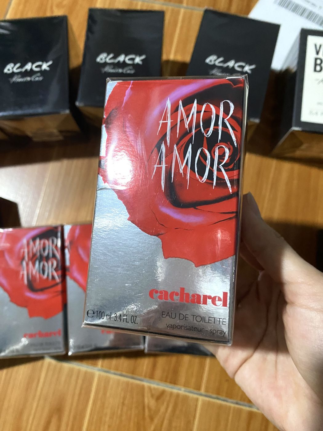 Nước hoa nữ Amor Amor by Cacharel EDT 100ml Authentic