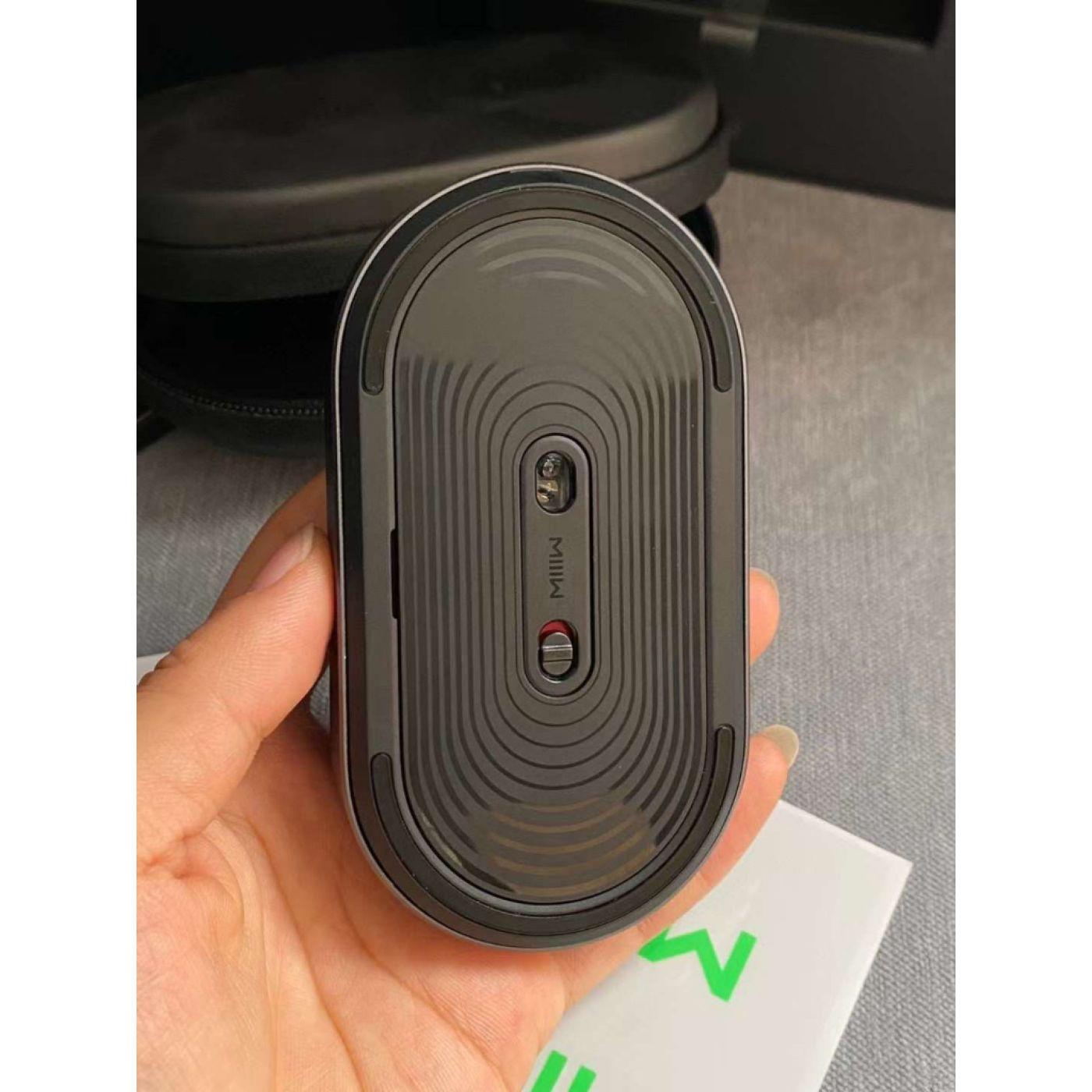 Chuột Sạc không dây ( Bluetooth & 2.4Ghz) XIAOMI MIIIW MWXMM01